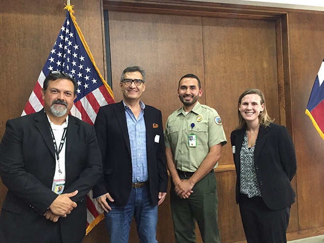PerishablesRoundtable_LI_111517-1.jpg
